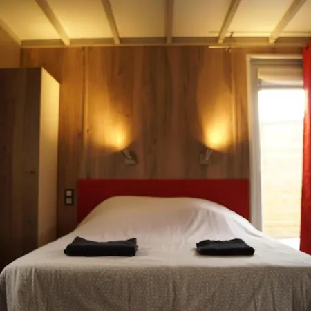 Campingplatz Chalet - Ferme Du Chateau
