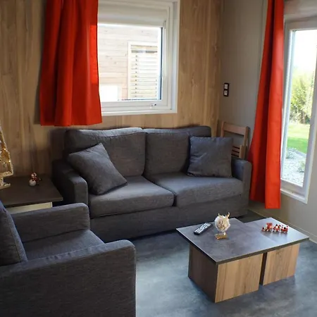 Chalet - Ferme Du Chateau Campingplatz Monampteuil